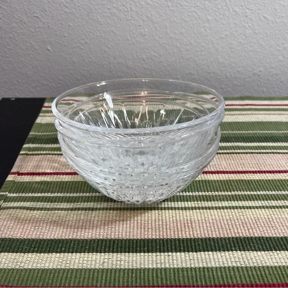 Vintage Cut Glass Dessert Bowls SET of 4- Starburst Pattern - Picture 9 of 15